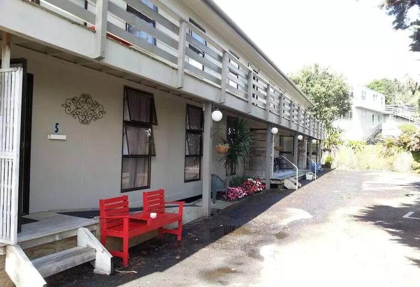 Carrington Motel