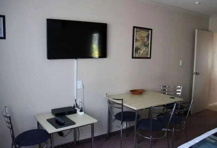 فندق Asure Camelot Arms Motor Lodge