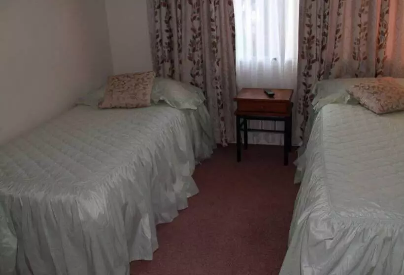 فندق Asure Camelot Arms Motor Lodge