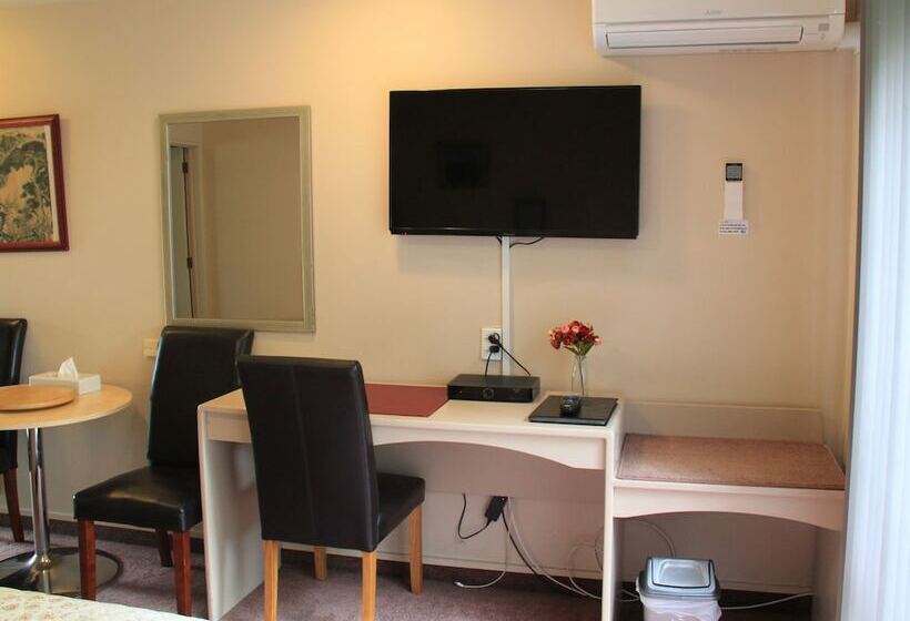 Hotel Asure Camelot Arms Motor Lodge