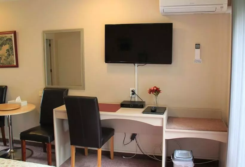 فندق Asure Camelot Arms Motor Lodge