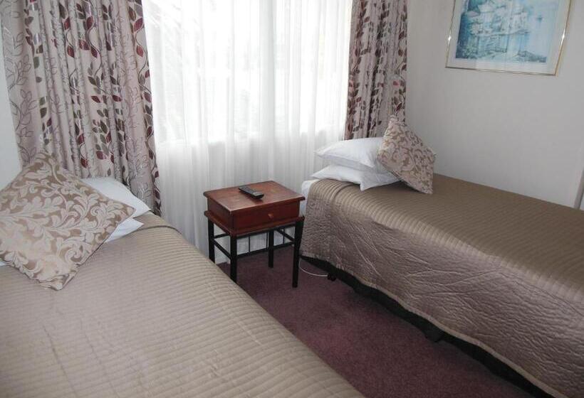 Hotel Asure Camelot Arms Motor Lodge