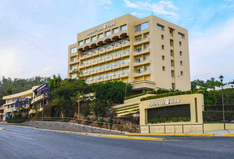 فندق Fortin Plaza