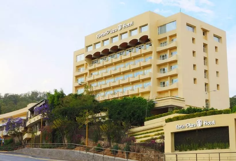 هتل Fortin Plaza
