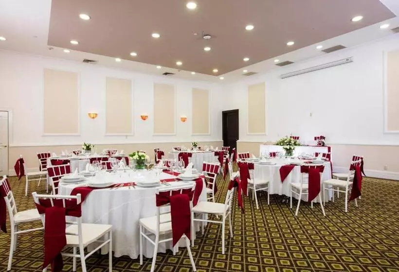 هتل Krystal Satelite Maria Barbara