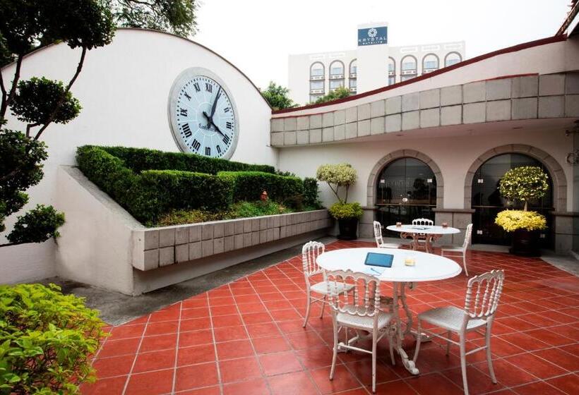 Отель Krystal Satelite Maria Barbara