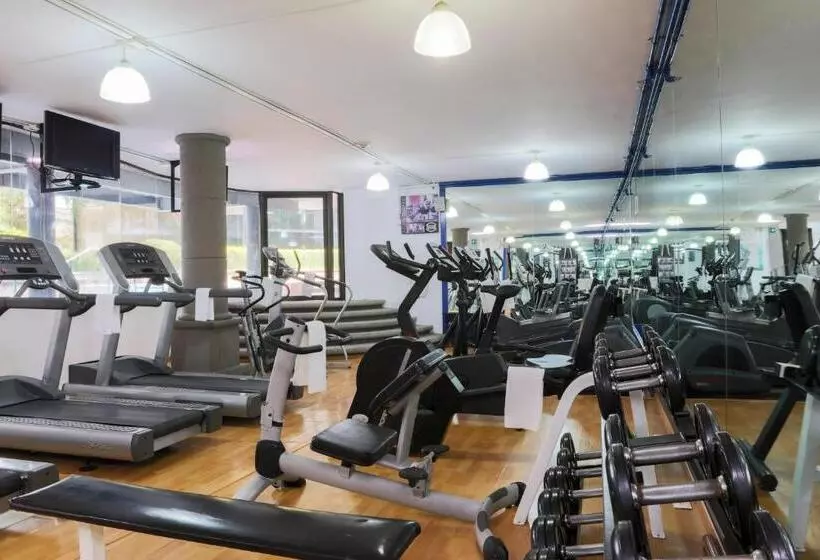 هتل Krystal Satelite Maria Barbara