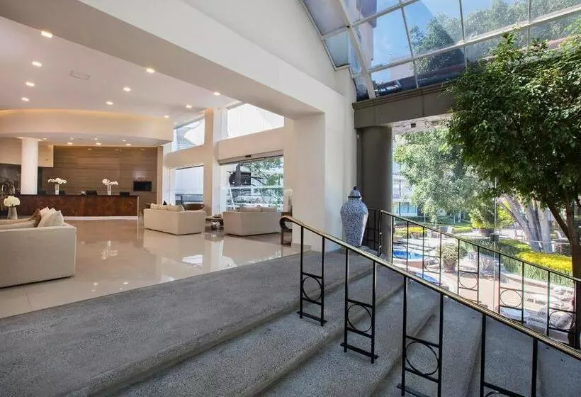 هتل Krystal Satelite Maria Barbara