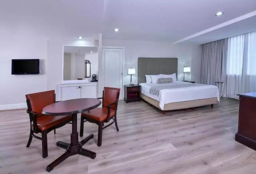 هتل Krystal Satelite Maria Barbara