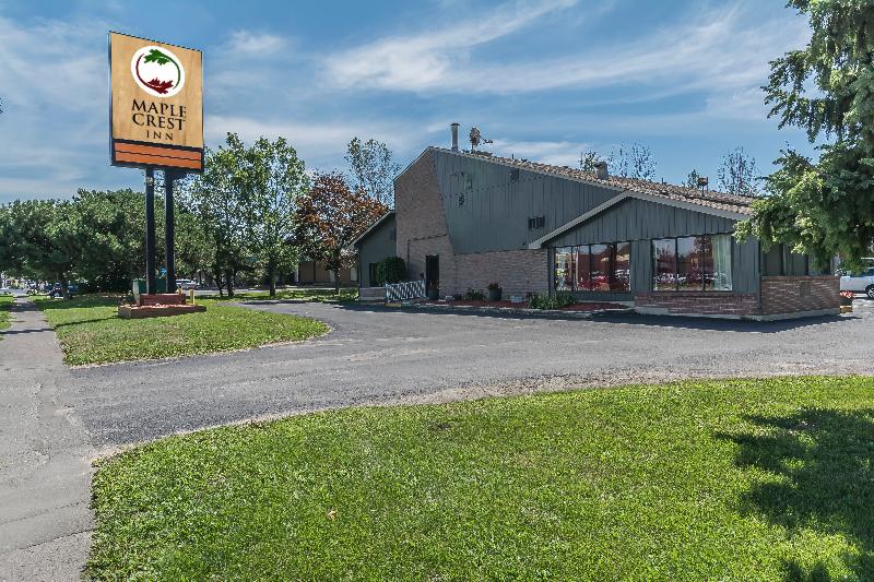 هتل Ramada By Wyndham Kingston