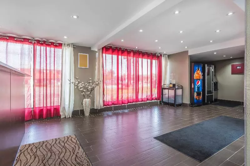 호텔 Ramada By Wyndham Kingston