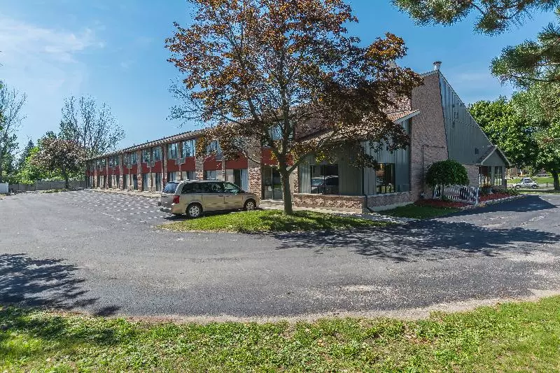 호텔 Ramada By Wyndham Kingston