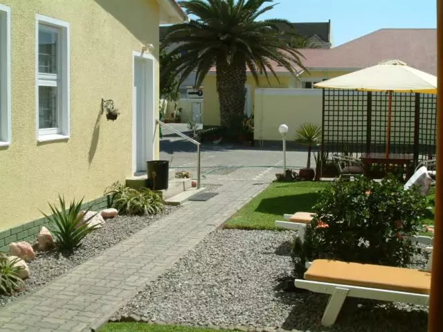 هتل Pension d'Avignon