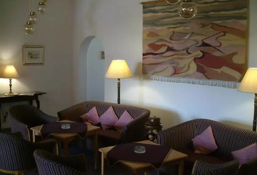 هتل Pension d'Avignon