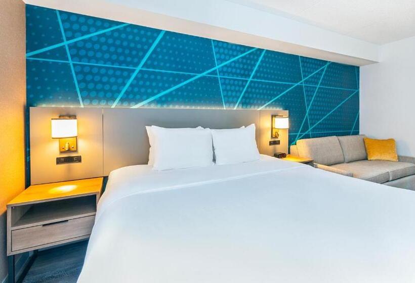 هتل Comfort Suites