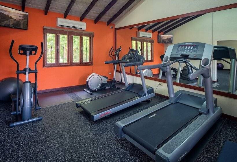 Sugar Cane Club Hotel & Spa