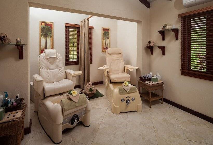 Sugar Cane Club Hotel & Spa