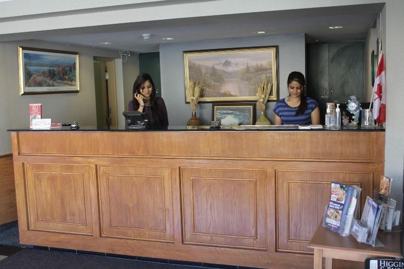 The Glengate Hotel & Suites