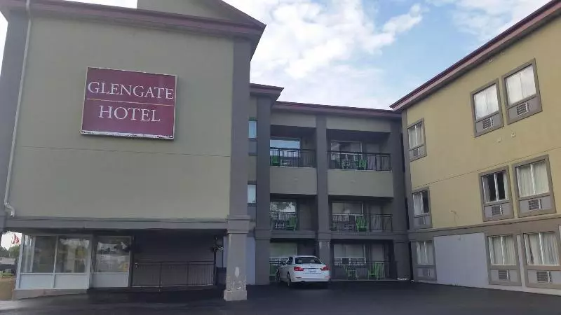 The Glengate Hotel & Suites