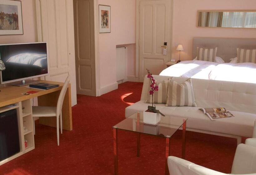 هتل Villa Toscane