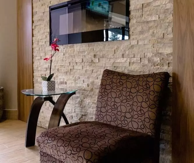 בית מלון כפרי Welcominns Ottawa