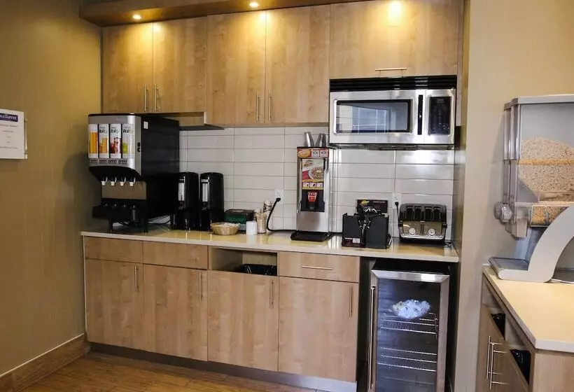 בית מלון כפרי Welcominns Ottawa