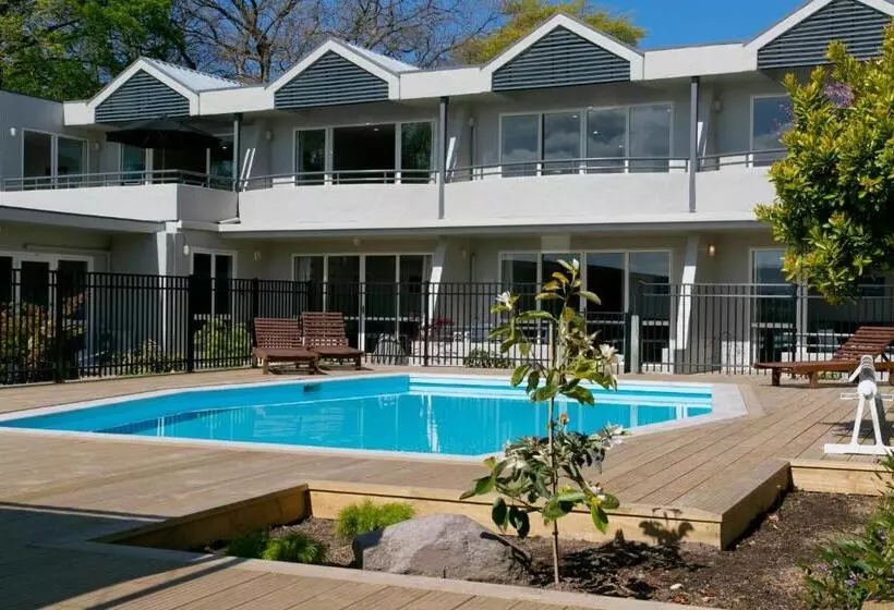 모텔 Anchorage Resort Taupo Nz