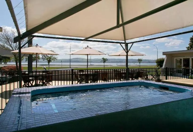 모텔 Anchorage Resort Taupo Nz