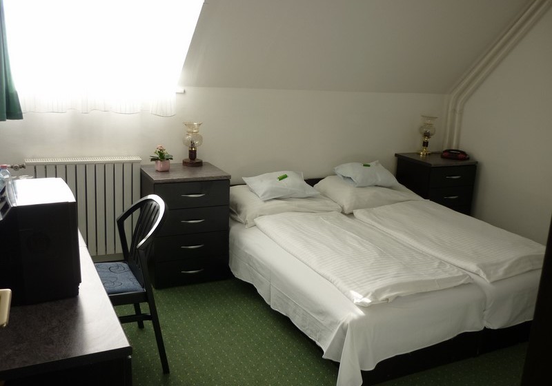 בית מלון כפרי Budai