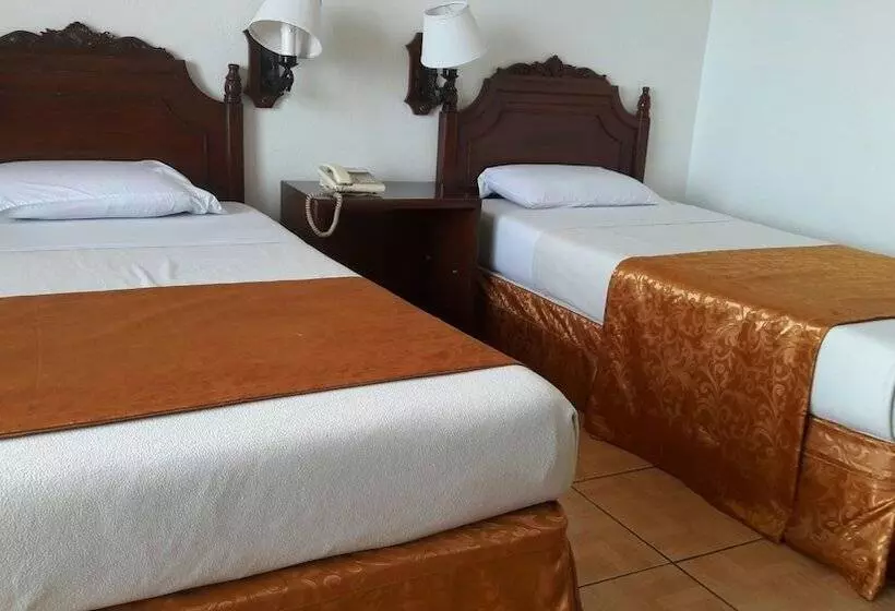 Отель Don Felipe