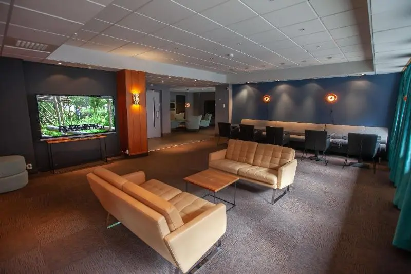Hotel F2