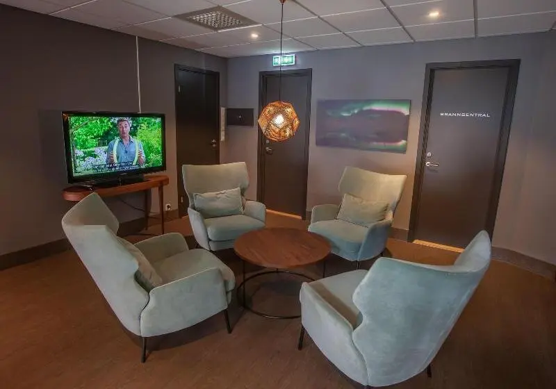 Hotel F2