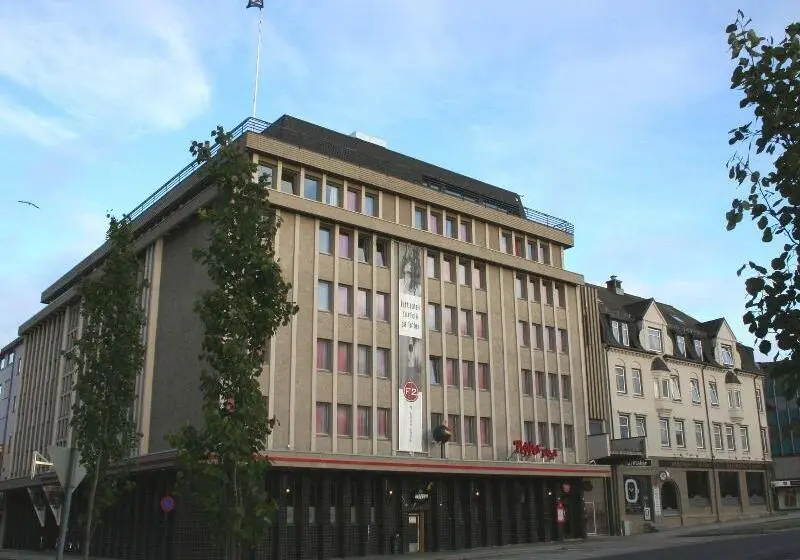 Hotel F2