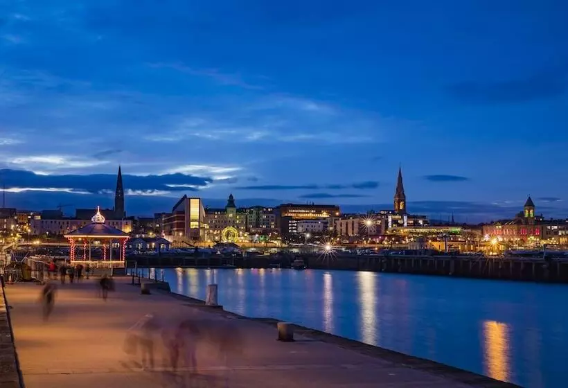 فندق Haddington House