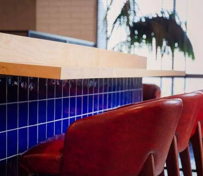 Haifa Tower Hotel   מלון מגדל חיפה