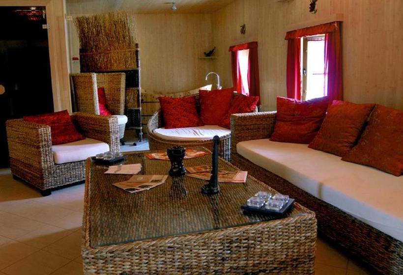 فندق Telekidegenfeld Kastélyszálló