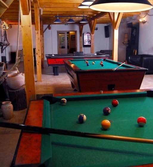 فندق Telekidegenfeld Kastélyszálló