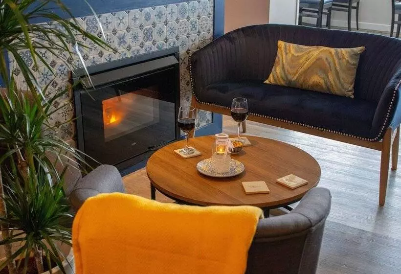 호텔 Rooms At The Marine