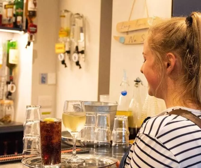 호텔 Rooms At The Marine