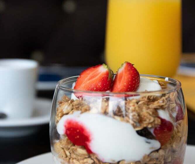 酒店 Rooms At The Marine