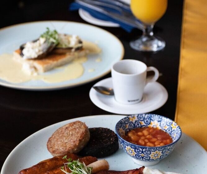 酒店 Rooms At The Marine