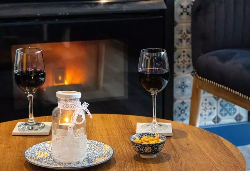 호텔 Rooms At The Marine