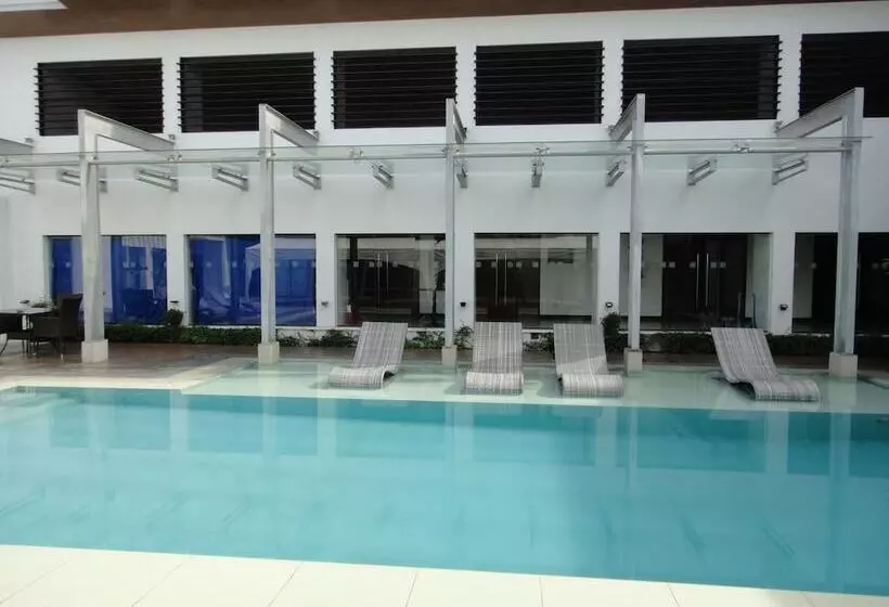 渡假胜地  Century