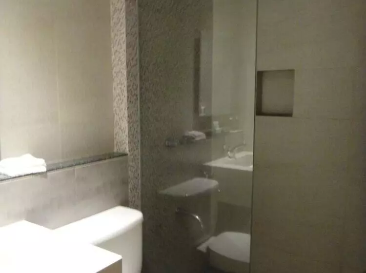 渡假胜地  Century