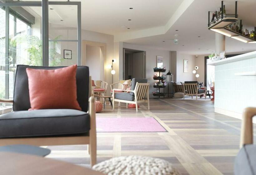 فندق Antares & Spa