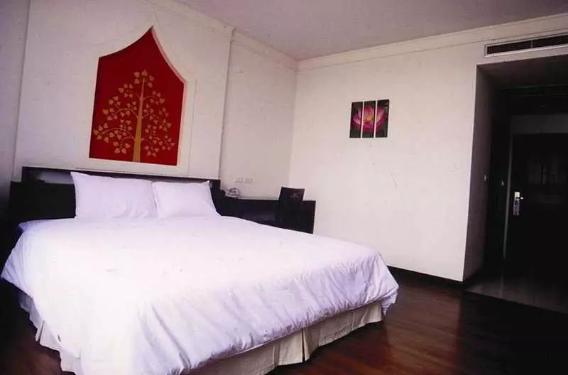 Отель Ayutthaya Grand