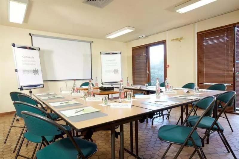 Hotell Campanile Hendaye