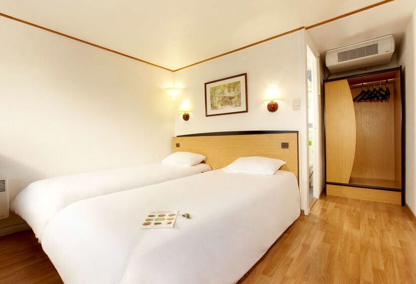 호텔 Campanile Saintavold