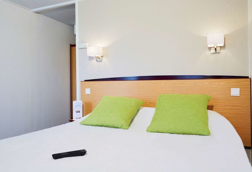 בית מלון כפרי Campanile Thionville Yutz