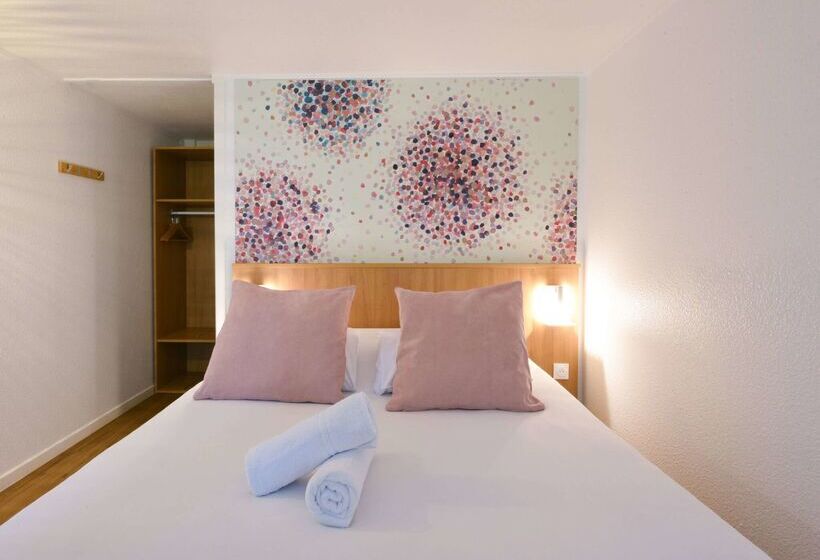 فندق Kyriad Villeneuve Saint Georges   Hôtel Rénové